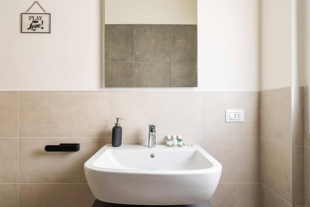 Apartament Kaizen House - Bilocale De Angeli Mediolan Zewnętrze zdjęcie